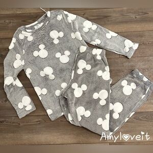 Gray and White Women's Pajama Set